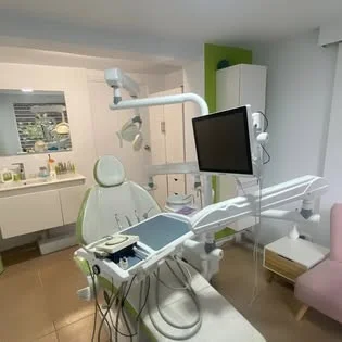 Equipo de diagnóstico digital y silla dental
